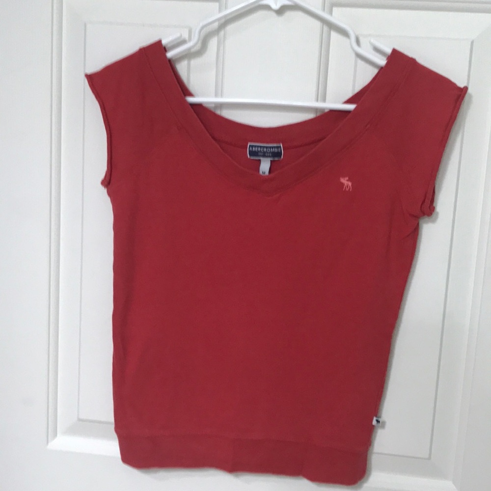 🎈 $3 DEAL Abercrombie Tshirt